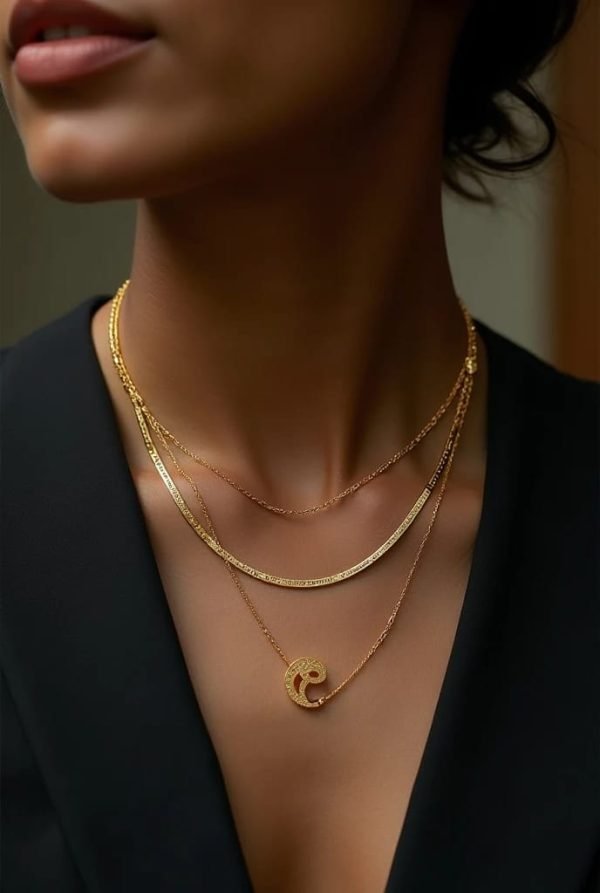 Regal Trinity : 18K Yellow Gold & White Diamond Necklace Set – A Symphony of Elegance